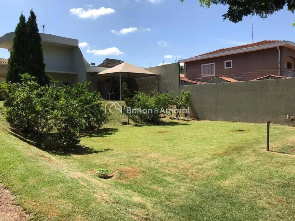 Chácara, 3 quartos, 970 m² - Foto 1