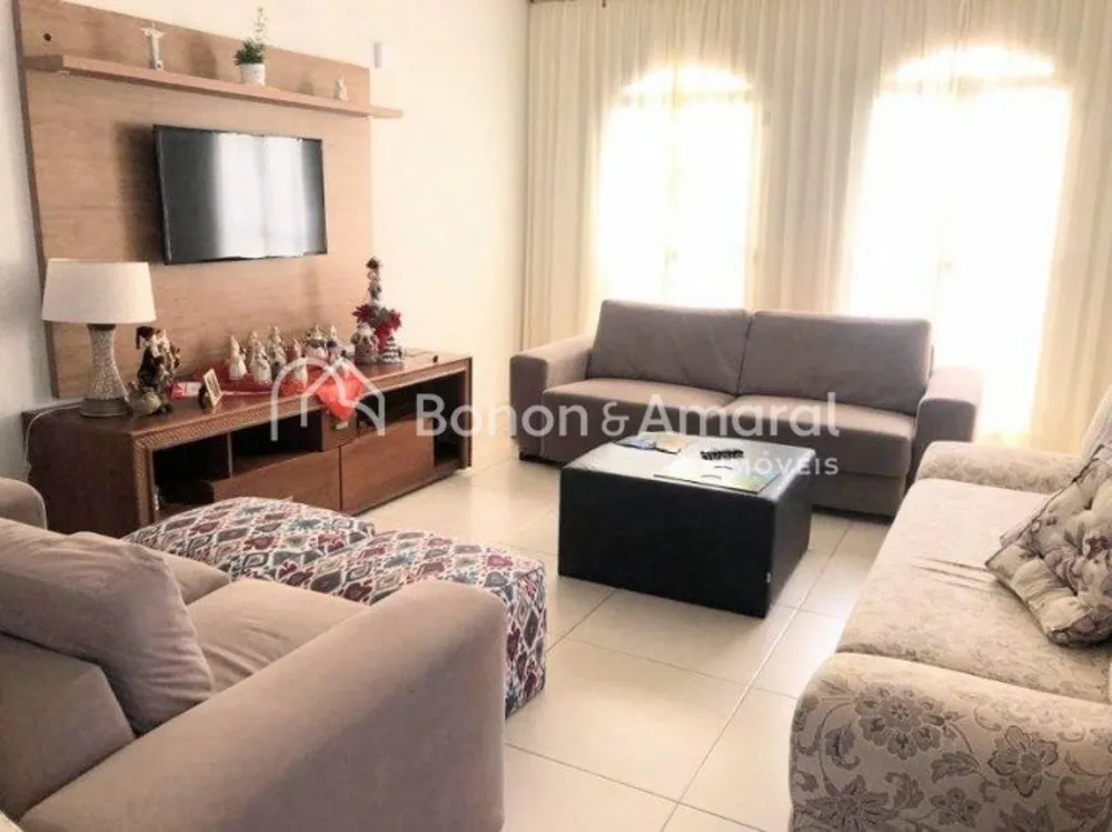 Casa, 4 quartos, 254 m² - Foto 1