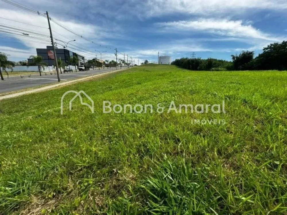 Loteamento e Condomínio, 2000 m² - Foto 1