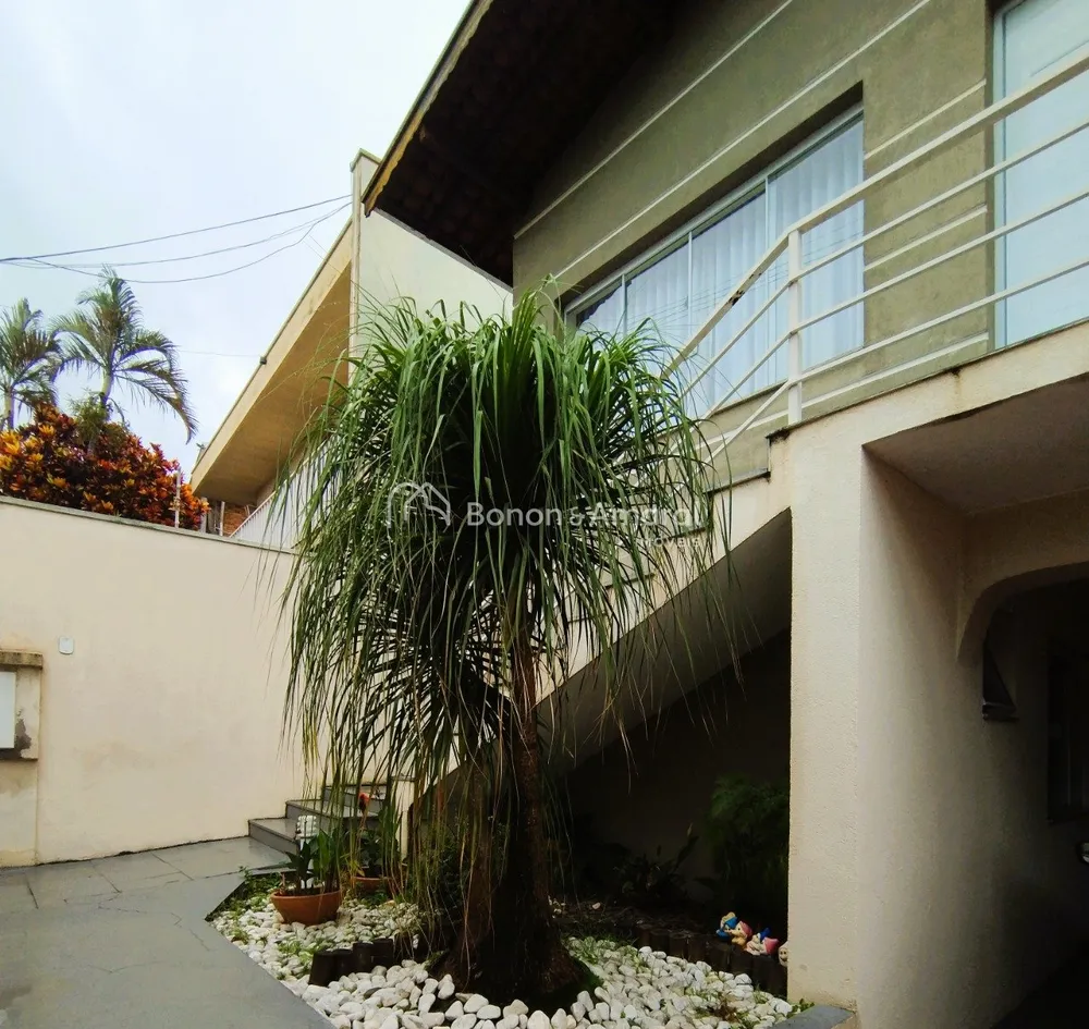 Casa, 3 quartos, 210 m² - Foto 1