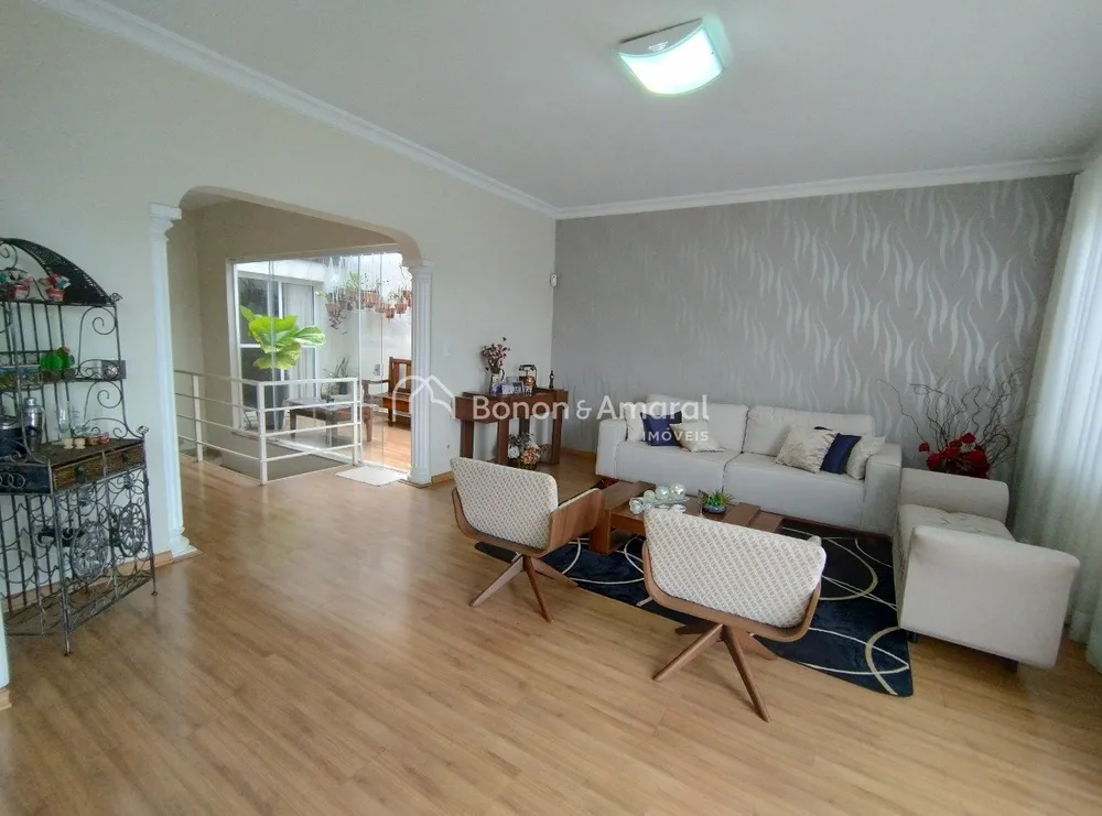 Casa, 3 quartos, 210 m² - Foto 2