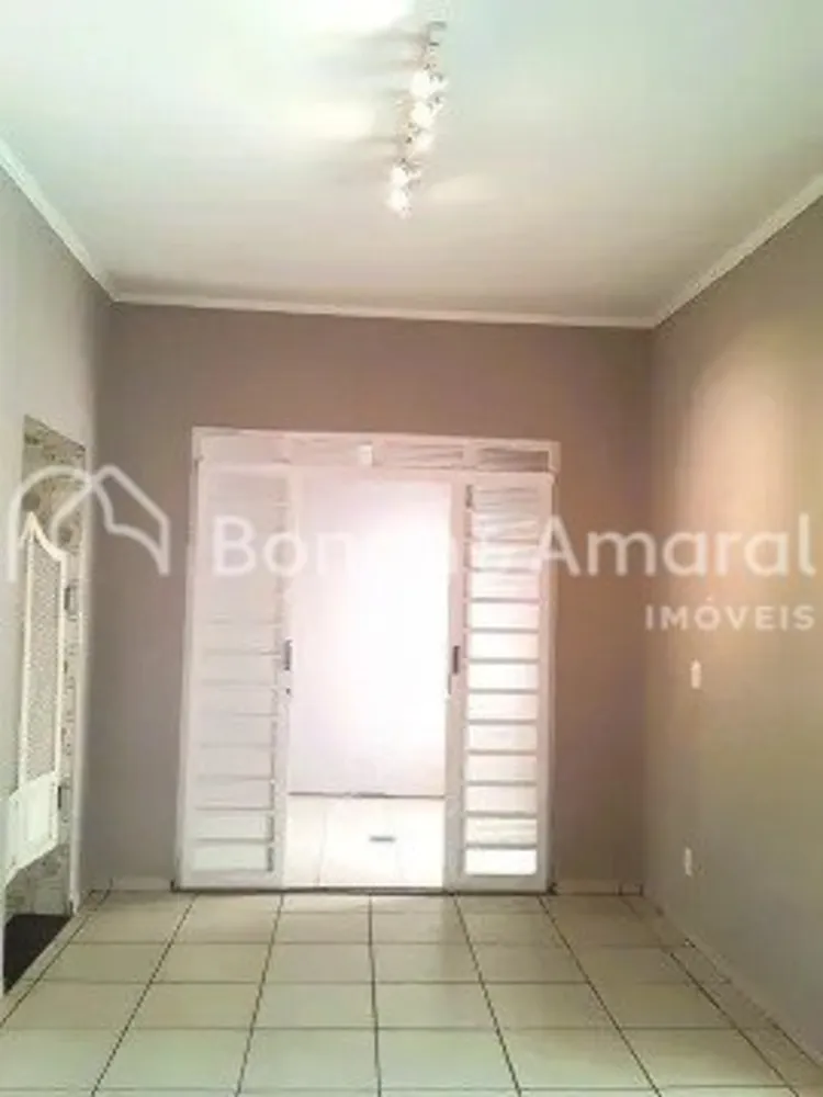 Casa, 3 quartos, 211 m² - Foto 2