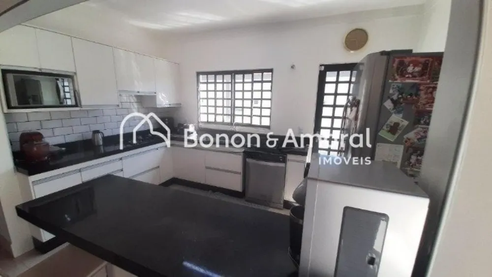 Casa, 3 quartos, 202 m² - Foto 4