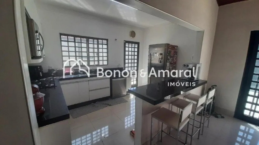 Casa, 3 quartos, 202 m² - Foto 3