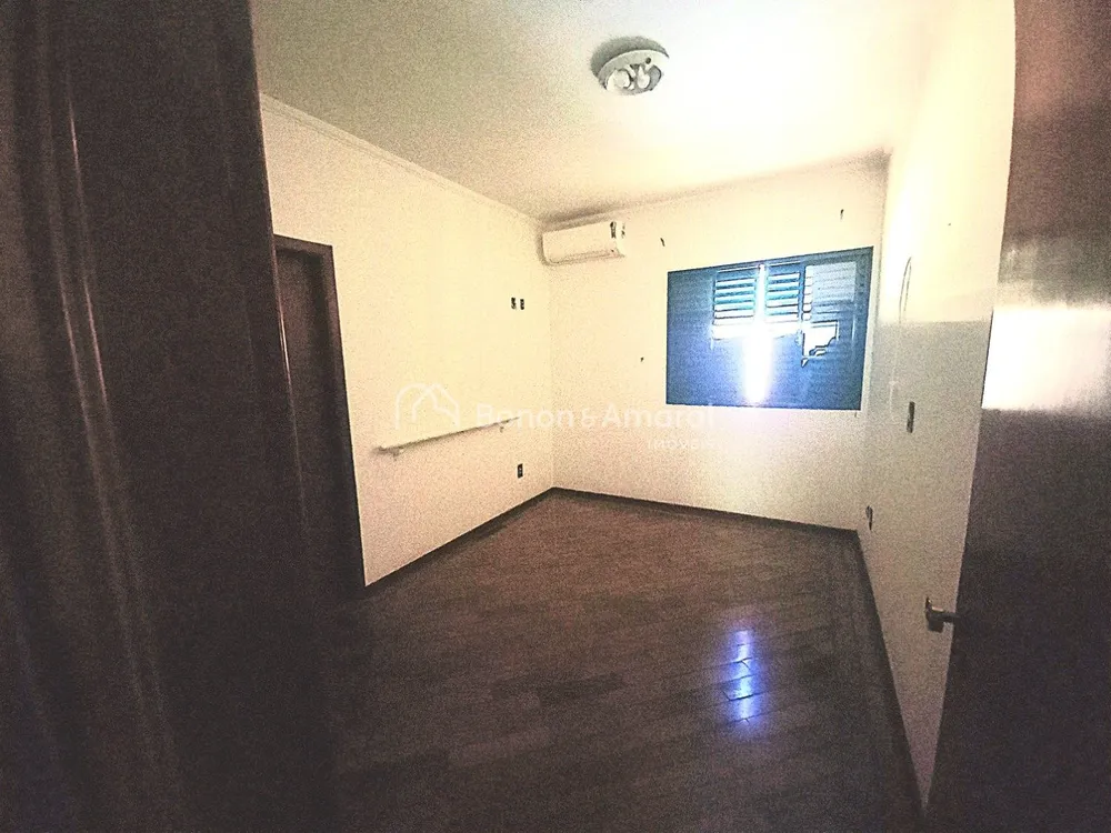 Casa, 4 quartos, 303 m² - Foto 5