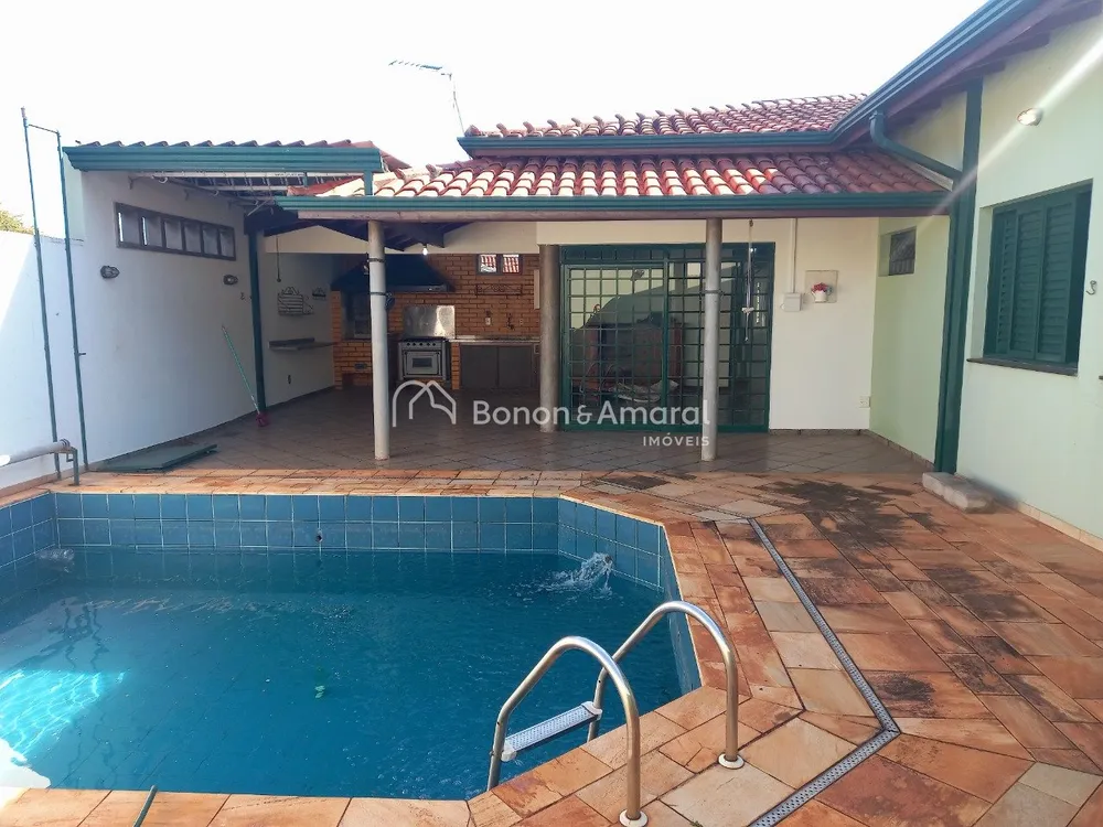 Casa, 4 quartos, 303 m² - Foto 1