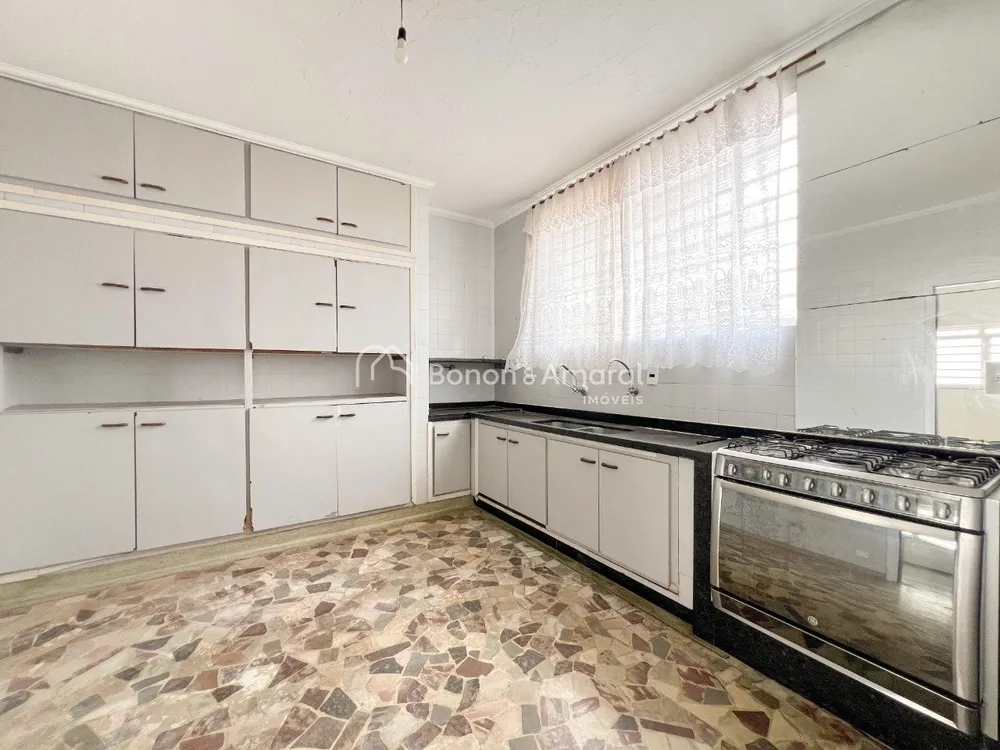 Casa, 3 quartos, 253 m² - Foto 2