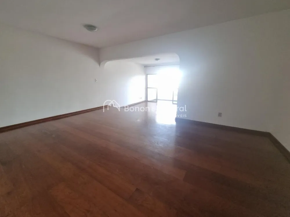 Apartamento, 3 quartos, 230 m² - Foto 2