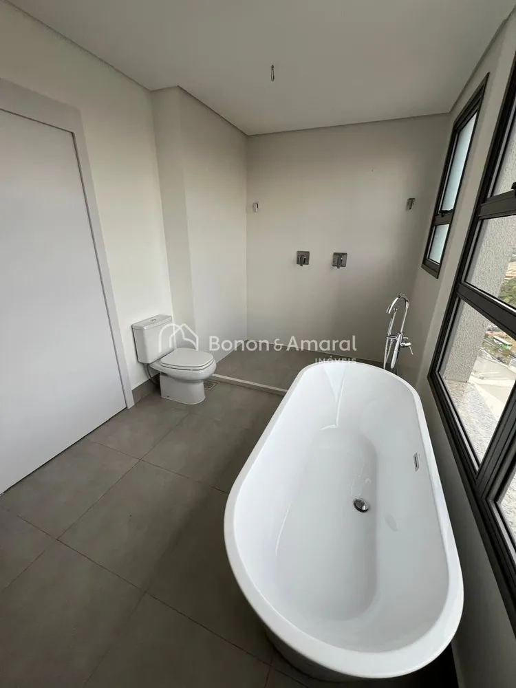 Apartamento, 3 quartos, 219 m² - Foto 1