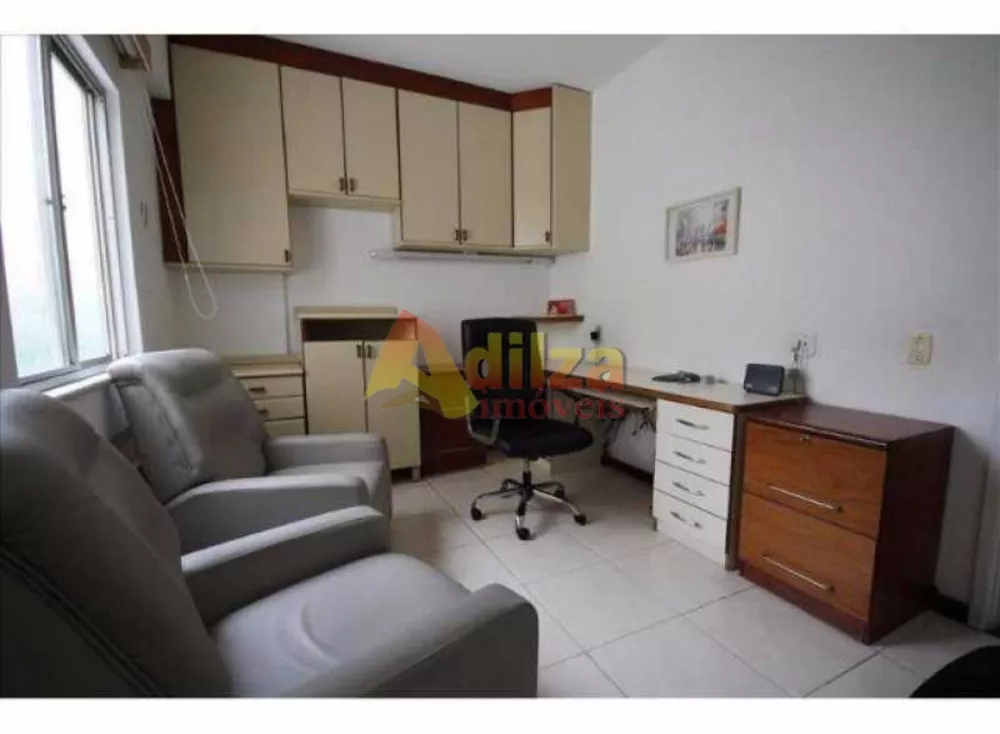 Apartamento, 3 quartos, 130 m² - Foto 1