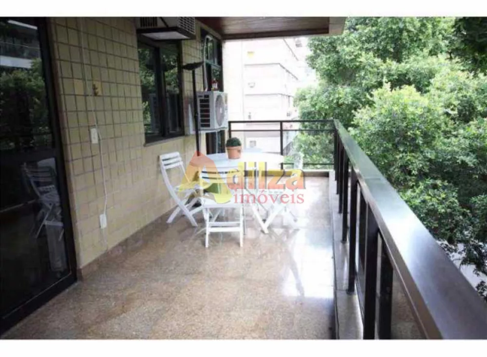 Apartamento, 3 quartos, 130 m² - Foto 2