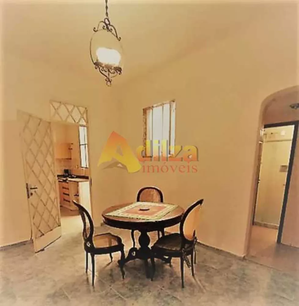 Casa, 4 quartos, 180 m² - Foto 1