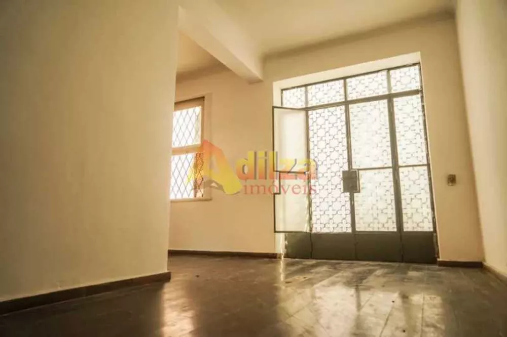 Casa, 4 quartos, 180 m² - Foto 2