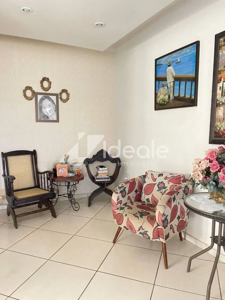 Casa, 3 quartos, 196 m² - Foto 2