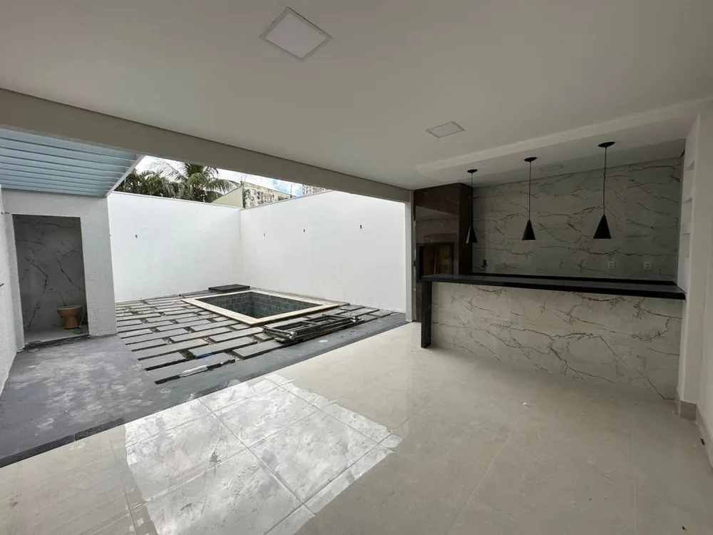 Casa, 3 quartos, 177 m² - Foto 1