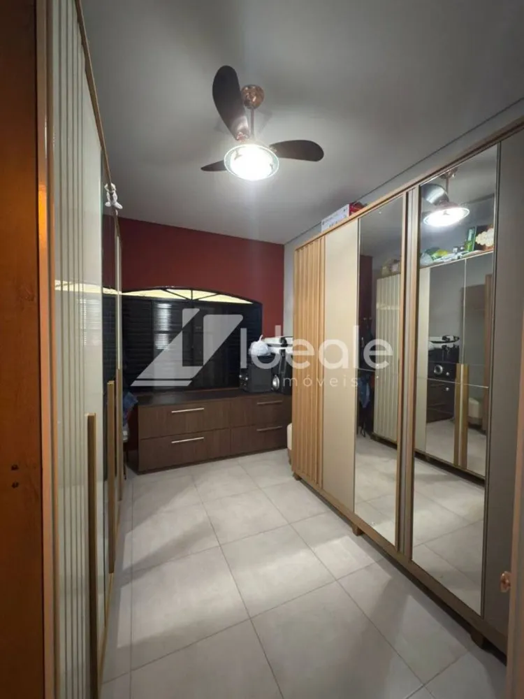 Casa, 4 quartos, 230 m² - Foto 5