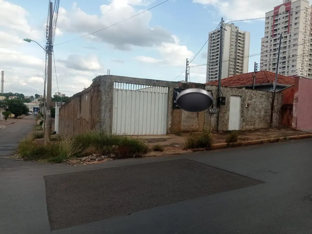 Casa, 5 quartos, 377 m² - Foto 1