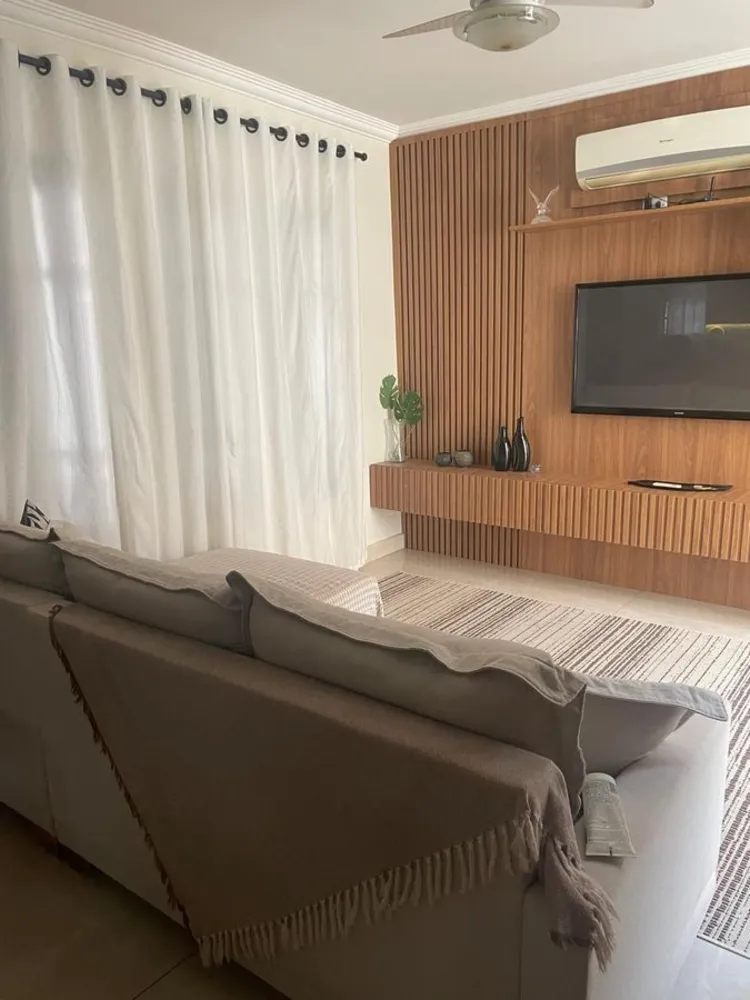 Casa, 3 quartos, 220 m² - Foto 2
