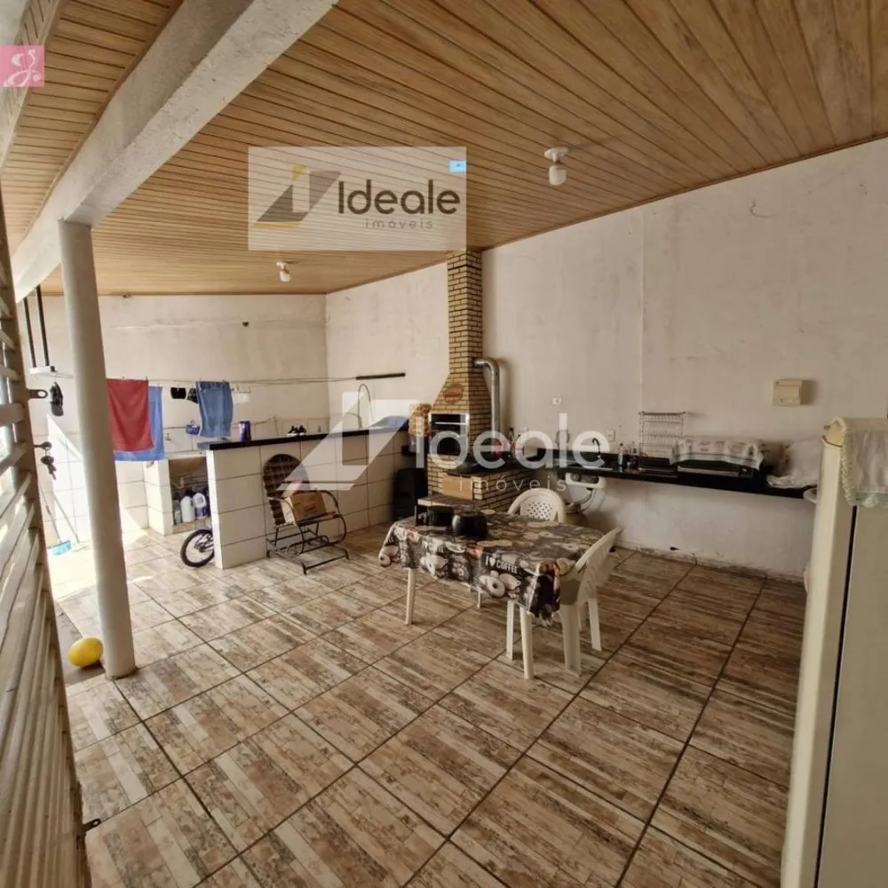 Casa, 3 quartos, 121 m² - Foto 2