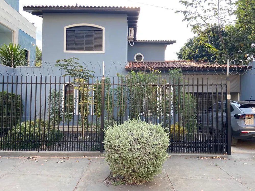 Casa, 4 quartos, 360 m² - Foto 1