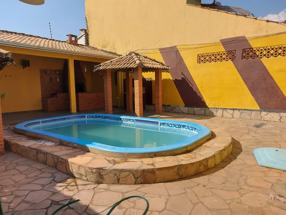 Casa, 2 quartos, 152 m² - Foto 1