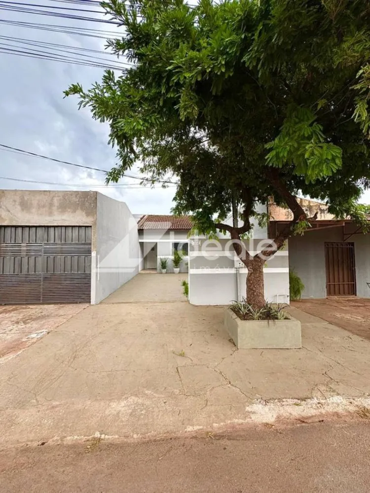 Casa, 4 quartos, 140 m² - Foto 1