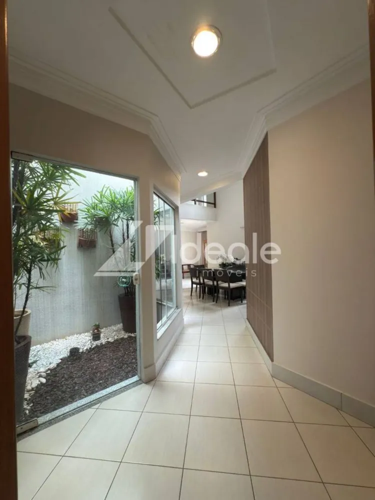 Sobrado, 4 quartos, 472 m² - Foto 2