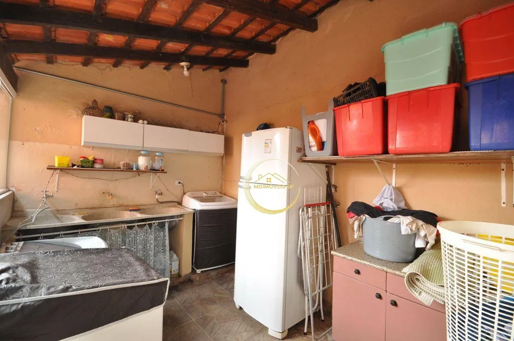 Casa, 5 quartos, 258 m² - Foto 3