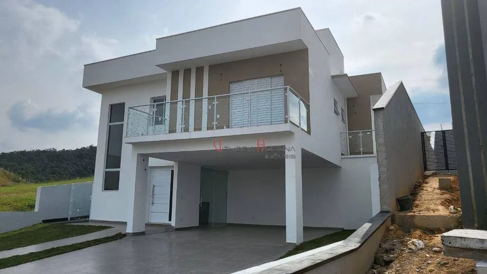 Casa de Condomínio, 4 quartos - Foto 1