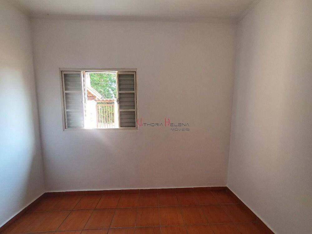 Casa para alugar com 3 quartos, 100m² - Foto 2