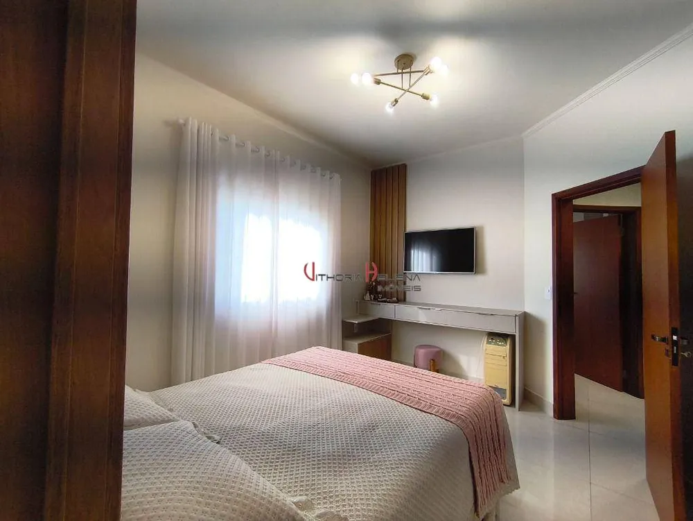 Casa, 3 quartos, 200 m² - Foto 8