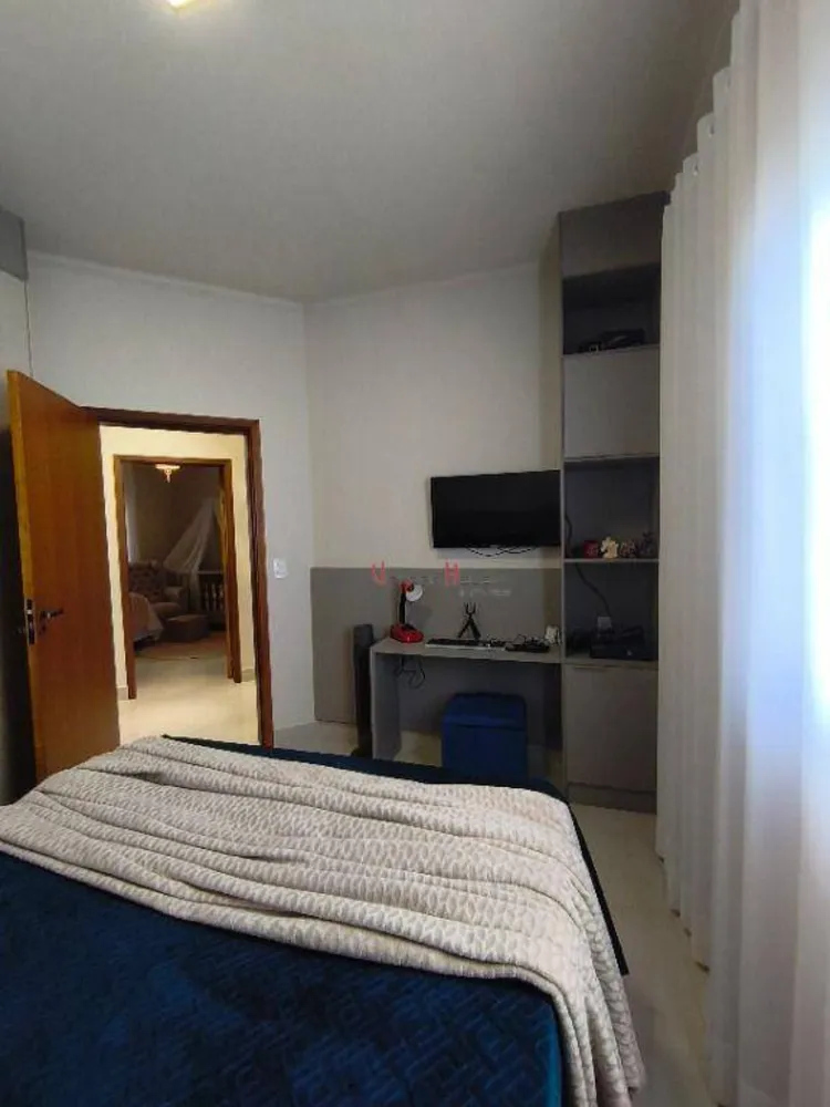 Casa, 3 quartos, 200 m² - Foto 14