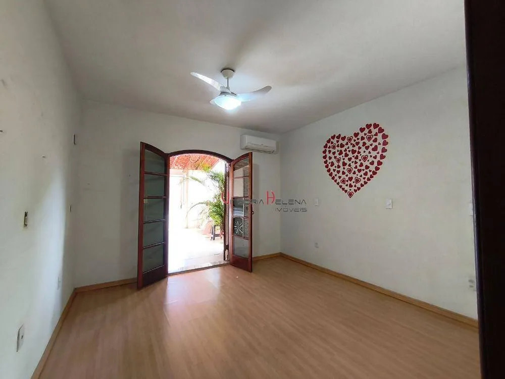 Casa, 3 quartos, 230 m² - Foto 2