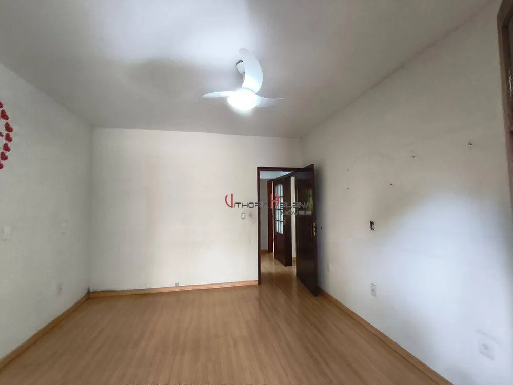 Casa, 3 quartos, 230 m² - Foto 3