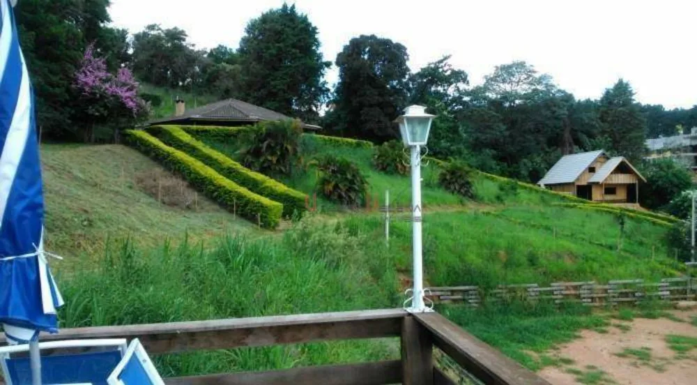 Chácara, 4 quartos, 4000 m² - Foto 1
