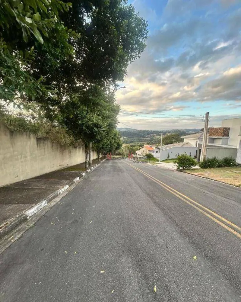 Loteamento e Condomínio, 301 m² - Foto 1