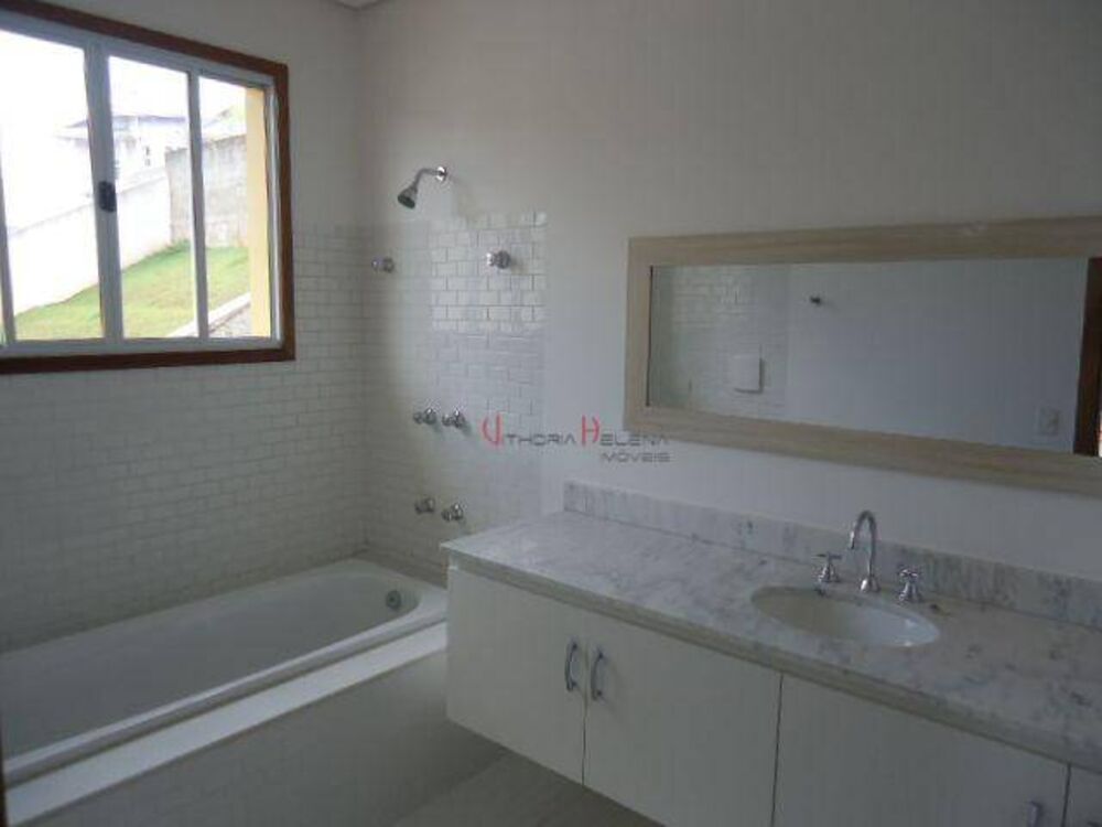 Casa de Condomínio para alugar com 3 quartos, 200m² - Foto 17