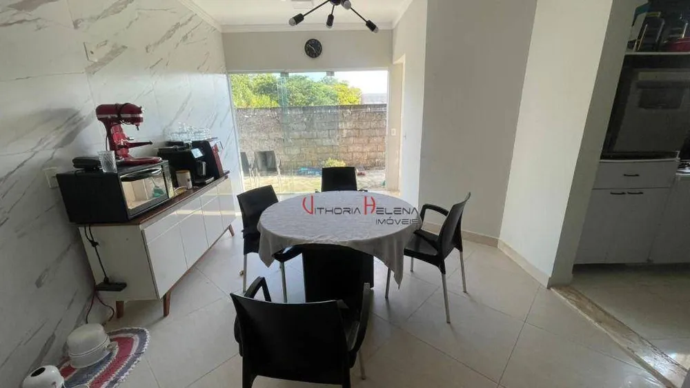 Casa, 3 quartos, 198 m² - Foto 4