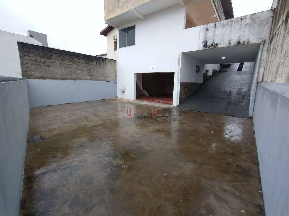 Casa, 2 quartos, 180 m² - Foto 4