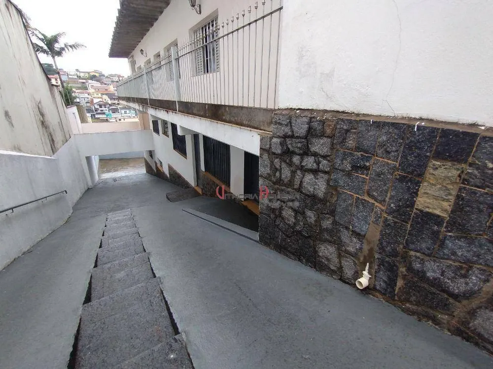 Casa, 2 quartos, 180 m² - Foto 1