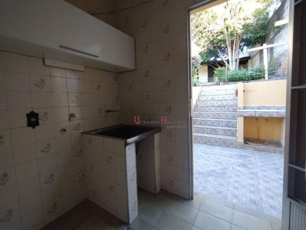 Casa à venda e aluguel com 2 quartos, 119m² - Foto 3