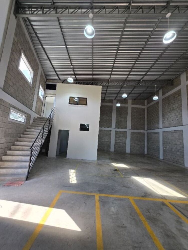 Loja-Salão para alugar, 212m² - Foto 9