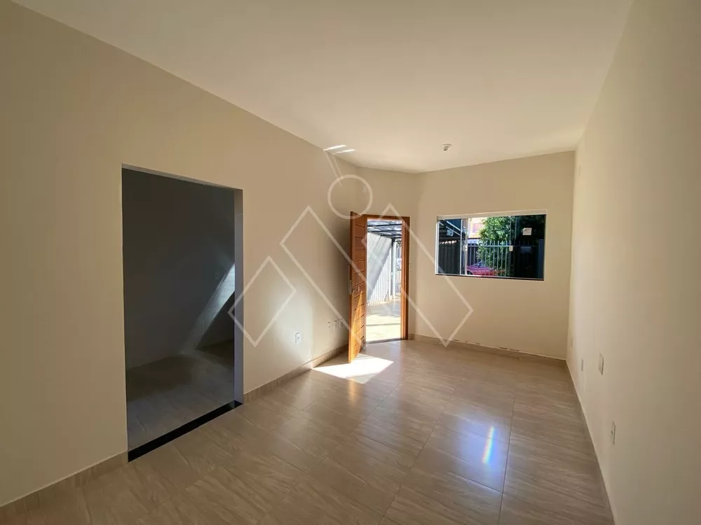 Casa à venda com 3 quartos, 71m² - Foto 3