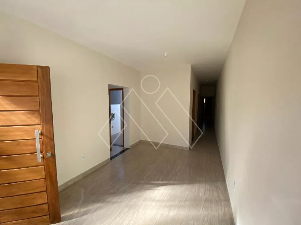 Casa à venda com 3 quartos, 71m² - Foto 2