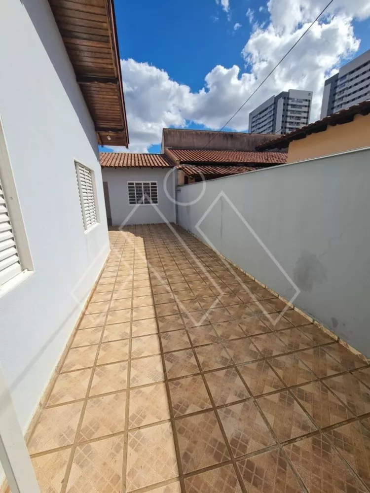 Casa à venda com 3 quartos, 166m² - Foto 14