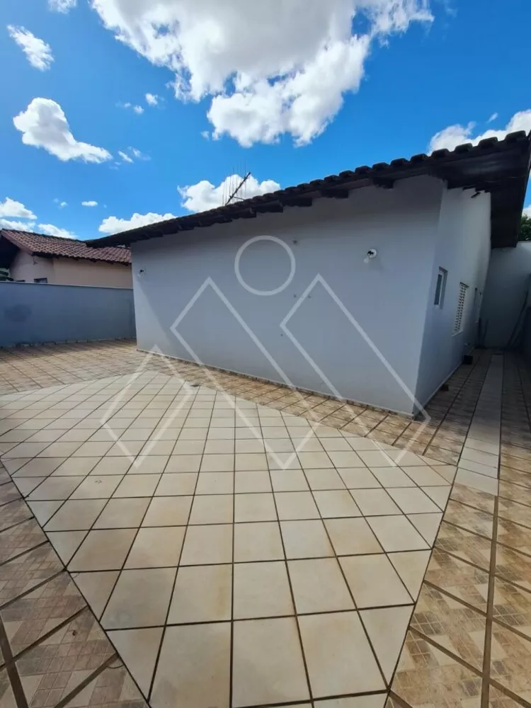 Casa à venda com 3 quartos, 166m² - Foto 16