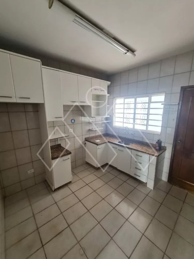 Casa à venda com 3 quartos, 166m² - Foto 8