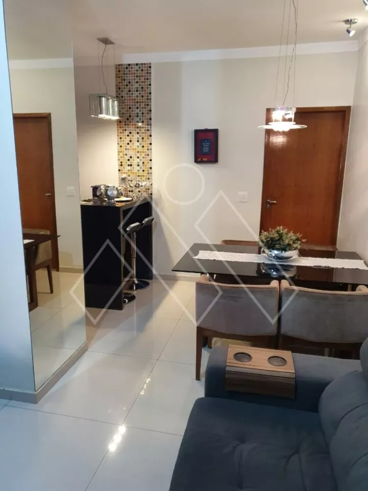 Casa à venda com 3 quartos, 100m² - Foto 1