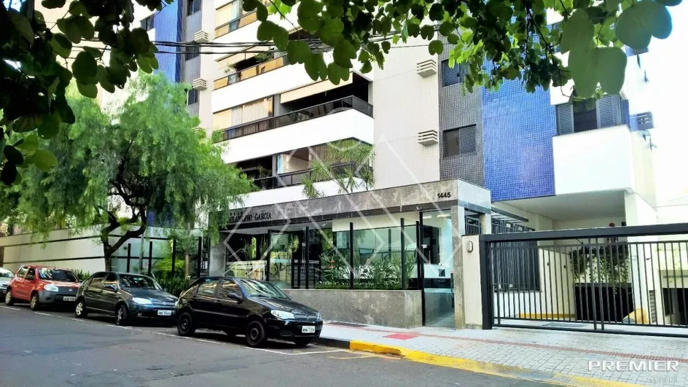 Apartamento à venda com 5 quartos, 204m² - Foto 1