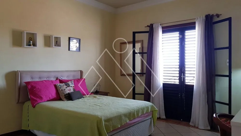 Casa, 3 quartos, 300 m² - Foto 8